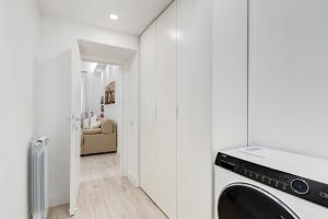 BMGA l The White Crown Apartment in Testaccio