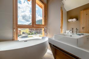 Hotels Le Chalet Blanc Hotel & Spa : Suite Supérieure 