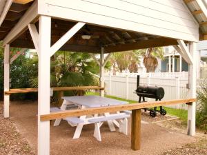 My Happy Place MR211