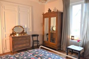 Appartements Rez-de-chaussee ARTHUR RIMBAUD : photos des chambres