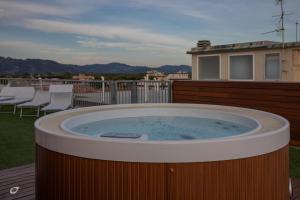 Beachfront Penthouse with private parking