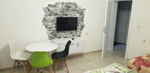 Antonio Apartments