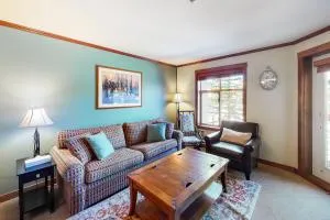 Powderhorn Lodge 214 Perfect Solitude Escape - Sugarplum Condominiums