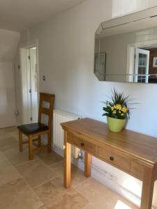 Honeysuckle Cottage
