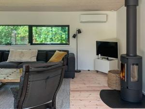 8 person holiday home in Hornbæk-By Traum