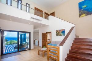 West Bay Breeze home