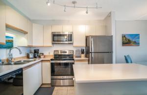 Maui Banyan H506 condo