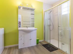 Maisons de vacances Gite Saint-Brevin-les-Pins, 4 pieces, 6 personnes - FR-1-306-934 : photos des chambres