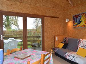 Maisons de vacances Gite Orsennes, 3 pieces, 7 personnes - FR-1-591-170 : photos des chambres