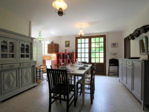 Maisons de vacances Gite Alleyras, 4 pieces, 8 personnes - FR-1-582-244 : photos des chambres