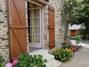 Maisons de vacances Gite Chateau-Gontier-sur-Mayenne, 3 pieces, 4 personnes - FR-1-600-2 : photos des chambres