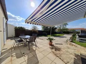 Maison rénovée 3 ch. avec grand jardin et véranda, proche commerces à Aizenay - FR-1-426-467 - Maché