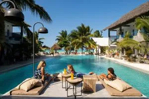 Casa Beach Hotel "Casa Del Mar" - Hiari