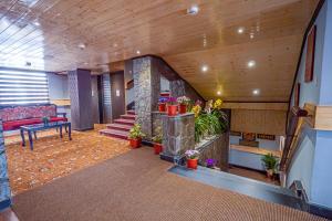 Yashshree Mall Road Darjeeling