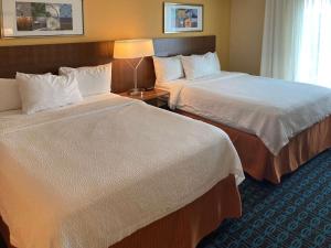Queen Room with Two Queen Beds - Accessible/Non Smoking room in Comfort Inn & Suites Ankeny - Des Moines