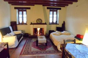 Periklis Guesthouse Anavriti.