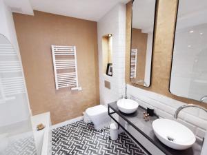 Apartamentos Tres Llaves Palacio de Vela de los Cobos