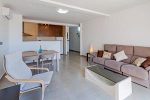 Inmovecos con vistas al mar Soling 19