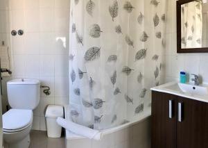 Triple Room room in Dukess Habitaciones
