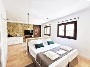 Apartamentos Tres Llaves Palacio de Vela de los Cobos - Torres