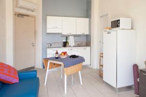 Deluxe One-Bedroom Apartment (4 Adults) with Balcony
