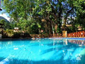 Maresias Canto do Mar 80m da Praia - Piscina Aquecida - Ar Condicionado