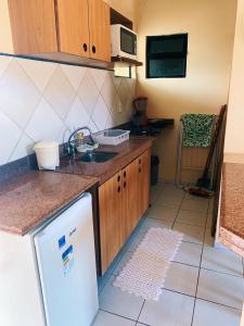 CONDOMÍNIO VILA DO MAR aptos 201C e 211B