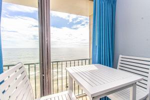 Oceanfront 1 bedroom - Sand Dunes 1129 - Sleeps 6!