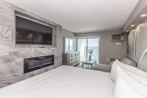 Luxury Oceanfront Studio Sea Mist Resort 20907 King Suite 9th Floor - Myrtle Ridge