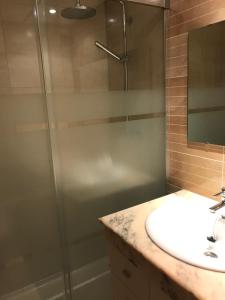 Precioso ático en complejo residencial con piscina