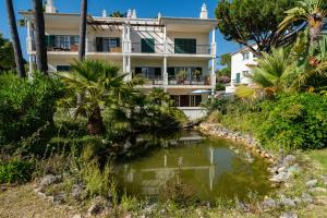 Vale de Lobo by Intiholidays