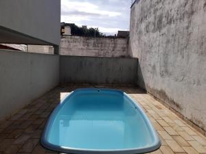 Apartamento 3 quartos com ar condicionado próximo a Praia Grande