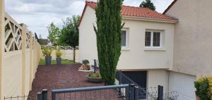 Joli studio indépendant de plain pied avec jardin Reims