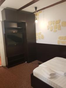 Double Room with Private Bathroom room in Mpoint Motel