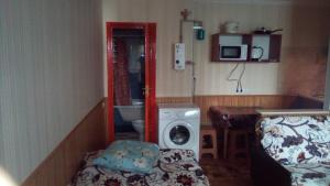 1-я Слободская, 17А, угол проспекта Центрального, 3 дивана, Wi-Fi, отдельный вход.