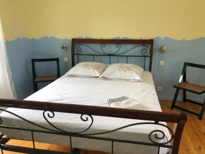 Romantic house - entrance to the medieval castle