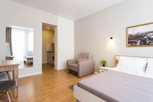 Cozy apartment beside metro Yaroslava Mudroho, Universytet - Chernyshevska str 95-6