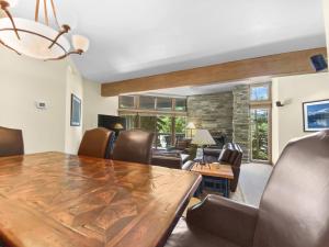 12 C Powder Run condo