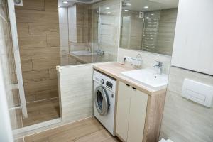 Чарівна квартира-студія на мансардному поверсі!