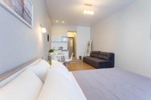 New studio, metro Yaroslava Mudroho and Universytet - Chernyshevska str 95-3