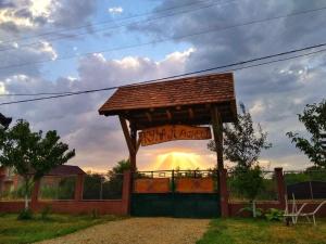 Amanet House Zasavica