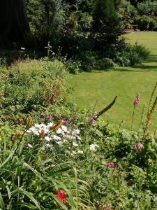 Sejours chez l'habitant Chambre Le Notre Le Domaine Des Jardins De Bracquetuit : photos des chambres