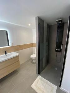 Appartements appartement rez de villa proche port et plages de Sanary : photos des chambres