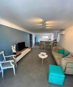 Appartements appartement rez de villa proche port et plages de Sanary : photos des chambres