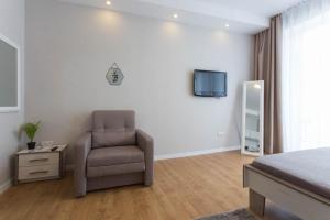 Studio LUX beside metro Universytet, Yaroslava Mudroho - Chernyshevska str 95-5