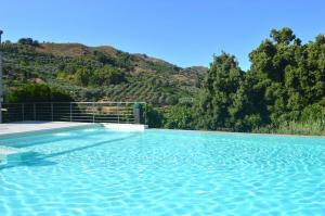 Mauro Home Bed and Relax