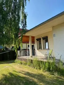 Domek z Ogrodem - Retowo