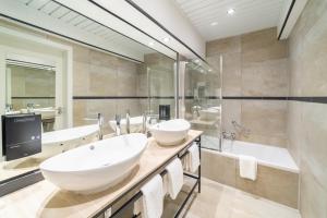 Family triple room room in Floris Hotel Bruges