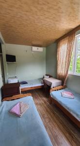 Ureki House