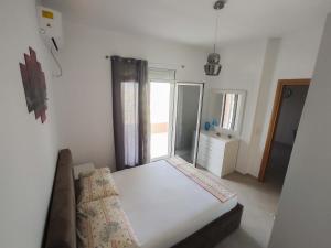 Modern Apartament between sea and mountain